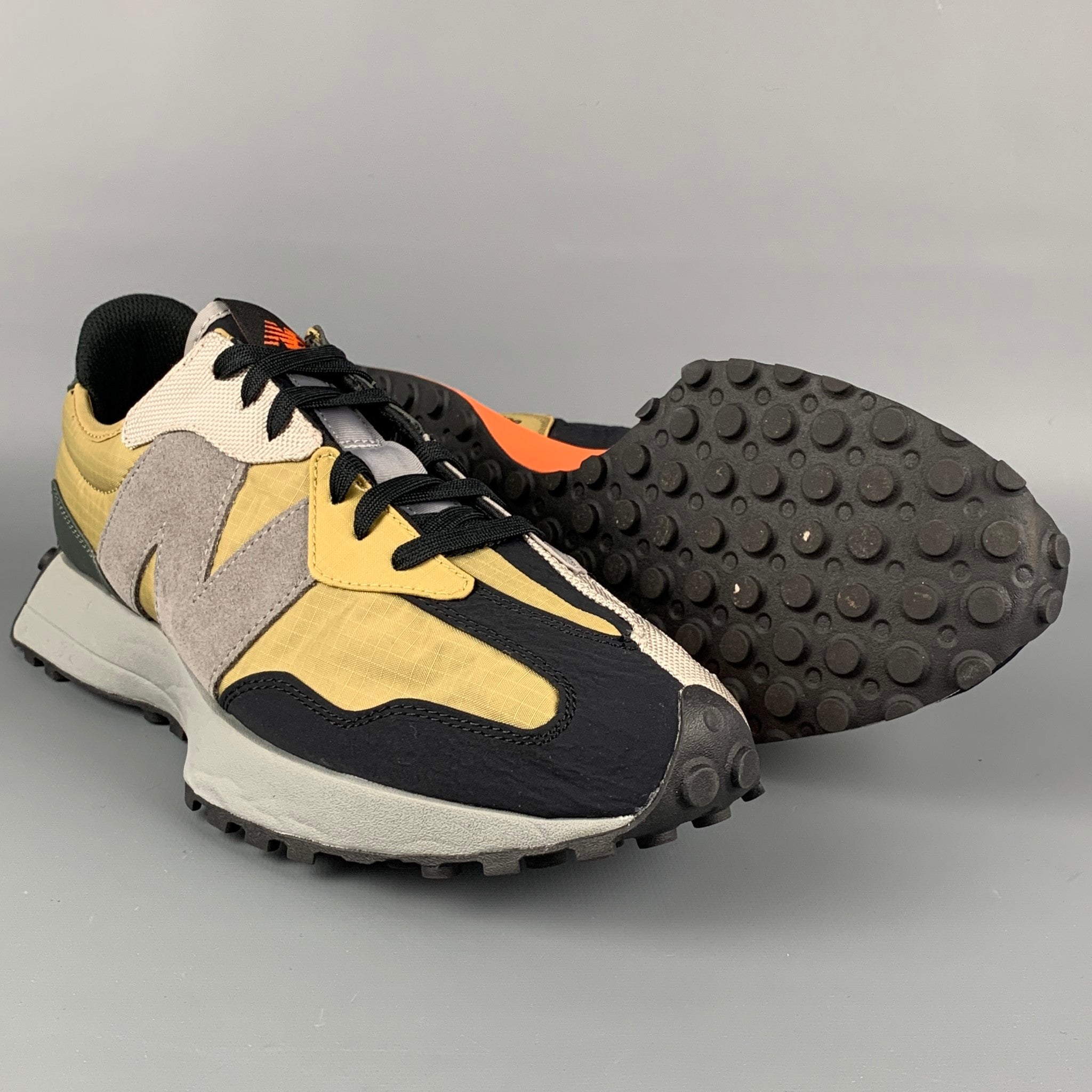 NEW BALANCE 327 Size 10.5 Black Orange Olive Color Block Nylon