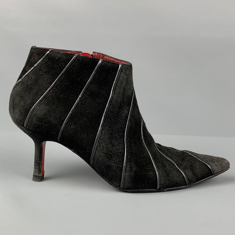 CHRISTIAN LOUBOUTIN Talla 6 Botas a rayas de ante negro