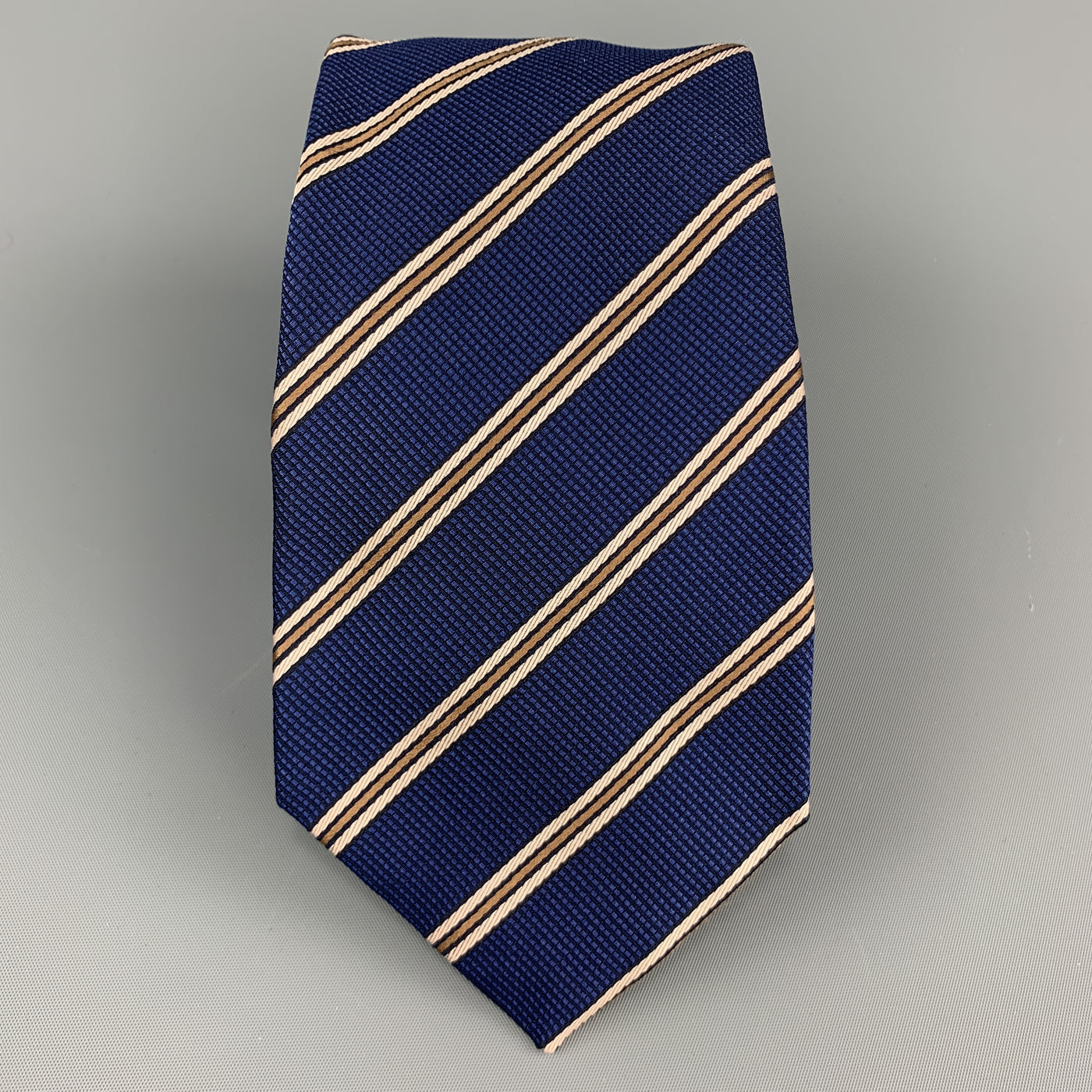 LUIGI BORRELLI Navy & Beige Striped Silk Tie