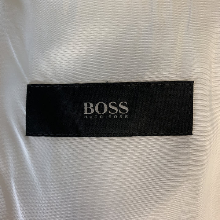 BOSS by HUGO BOSS Size 40 White Cotton Notch Lapel  Suit