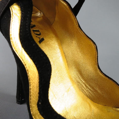 PRADA Primavera 2008 Talla 6 Zapatos de tacón metálicos con puños y volantes en ante negro y dorado
