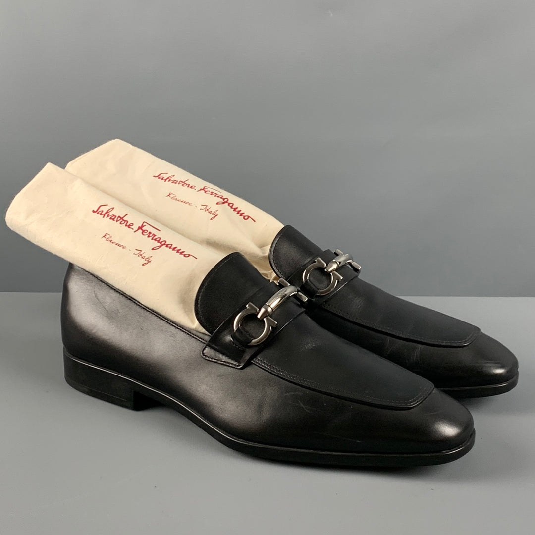SALVATORE FERRAGAMO Size 9.5 Black Leather Penny Loafers