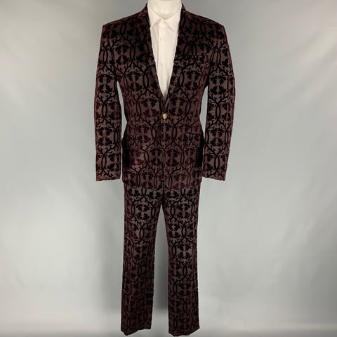 DOLCE &amp; GABBANA Talla 42 Traje con solapa de muesca de terciopelo bruñido de algodón texturizado burdeos