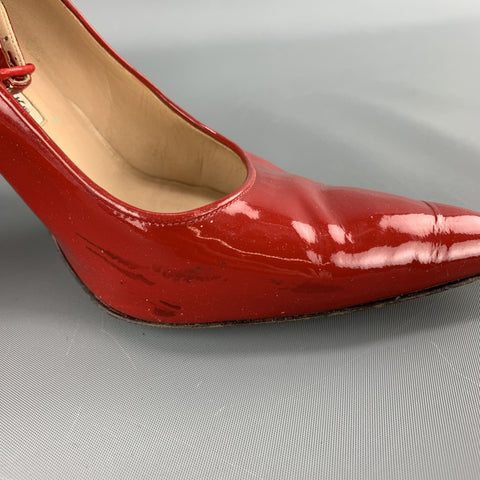 MANOLO BLAHNIK Talla 7 Zapatos de tacón puntiagudos con correa en el tobillo de charol rojo