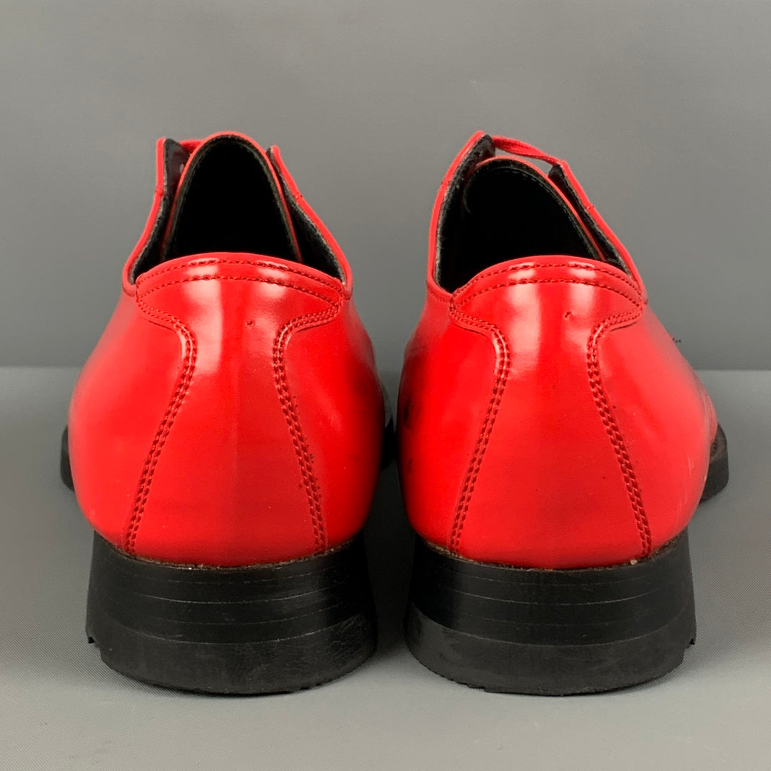 COMME des GARCONS Size 7 Red Leather Lace Up Shoes – Sui Generis Designer  Consignment