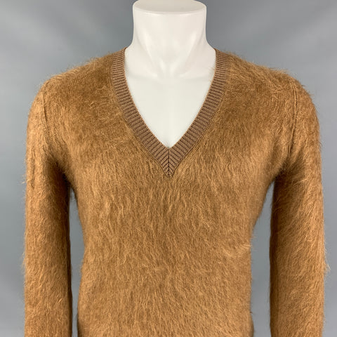 BURBERRY PRORSUM Pre-Fall 2011 Size S Camel Textured Merino Wool / Mohair V-Neck Sweater