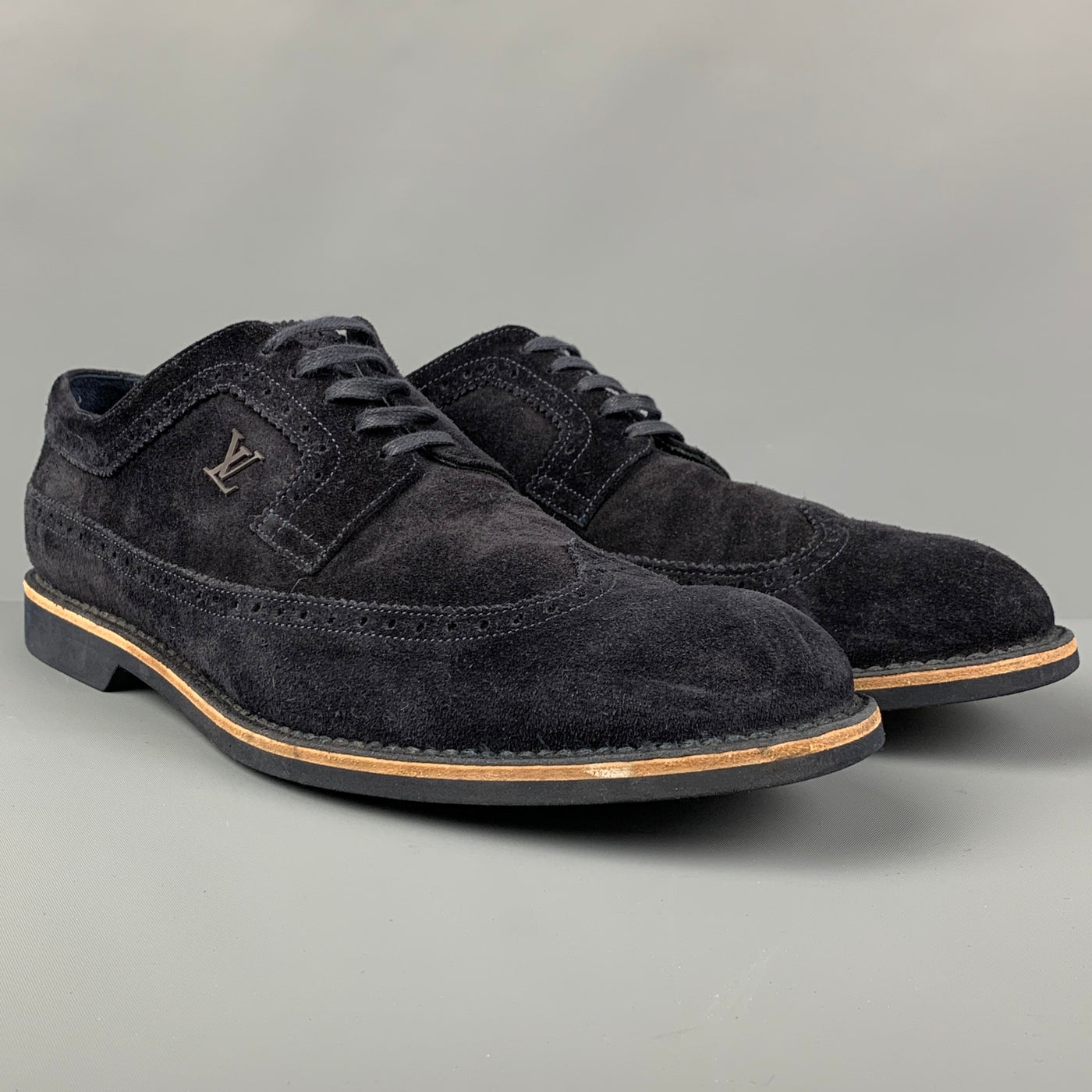 LOUIS VUITTON Size 11 Navy Perforated Leather Wingtip Lace Up Shoes – Sui  Generis Designer Consignment