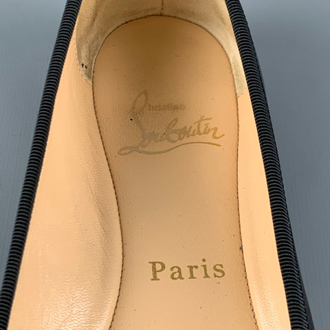 CHRISTIAN LOUBOUTIN Rosella Talla 7 Zapatos planos de cuero negro con punta en punta