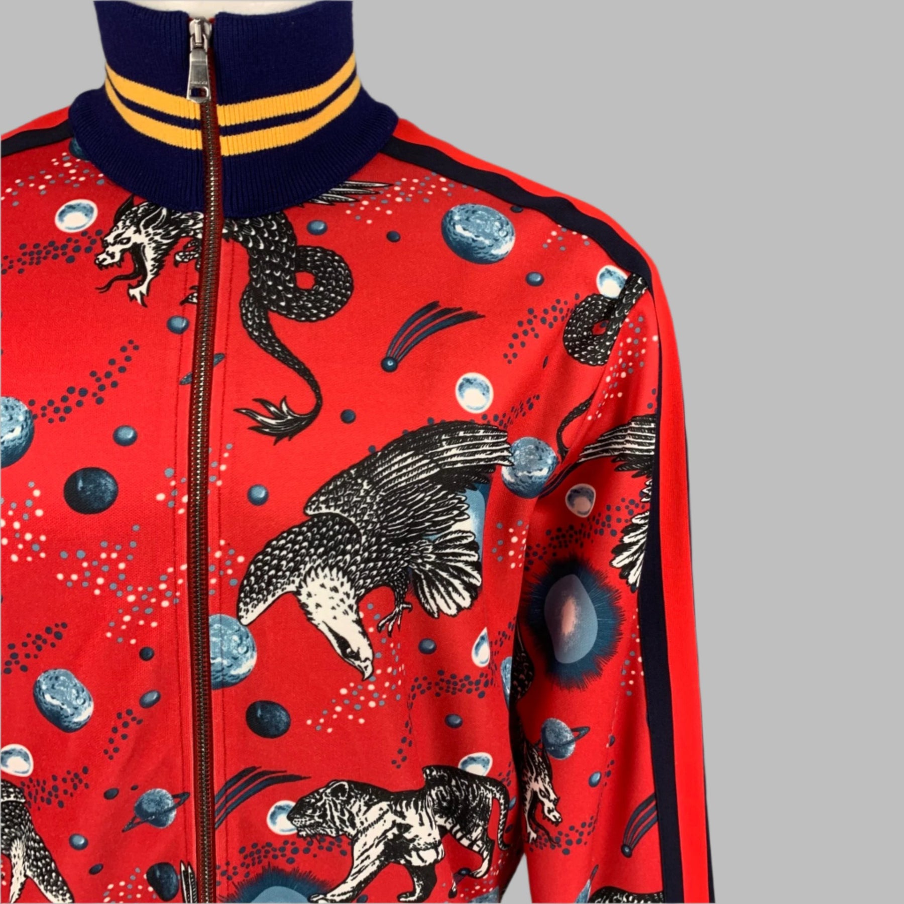 GUCCI by Alessandro Michele FW 17 Size M Red Graphic Polyester Cotton Space  Animal Jacket