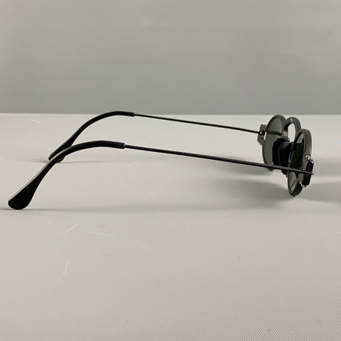 REVUE Black Metal Sunglasses