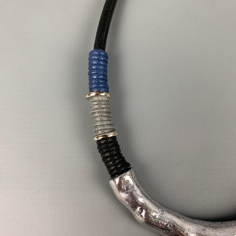 Collier VINTAGE en argent bleu noir