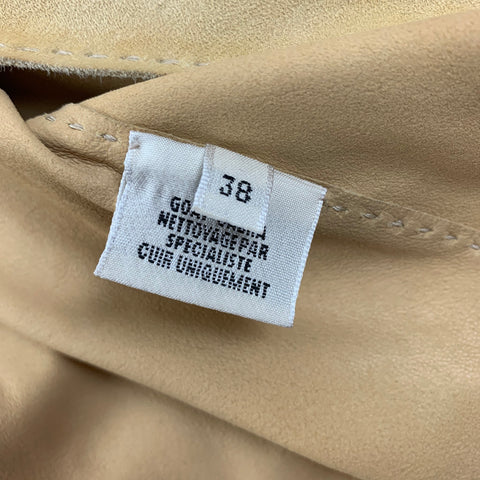 HERMES Taille 6 Blouse en daim beige perforé faux portefeuille