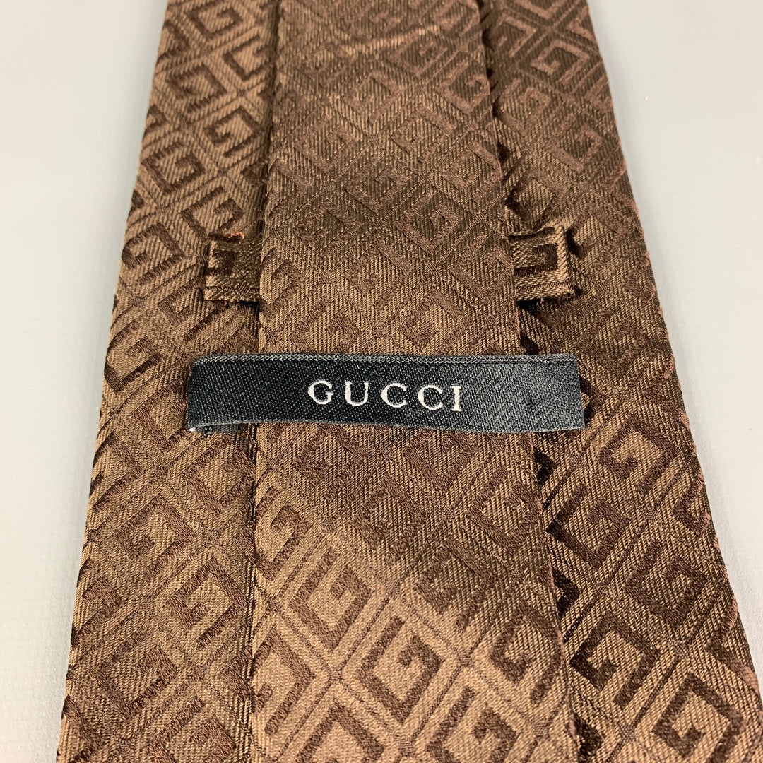 GUCCI Brown Textured Silk Jacquard Tie