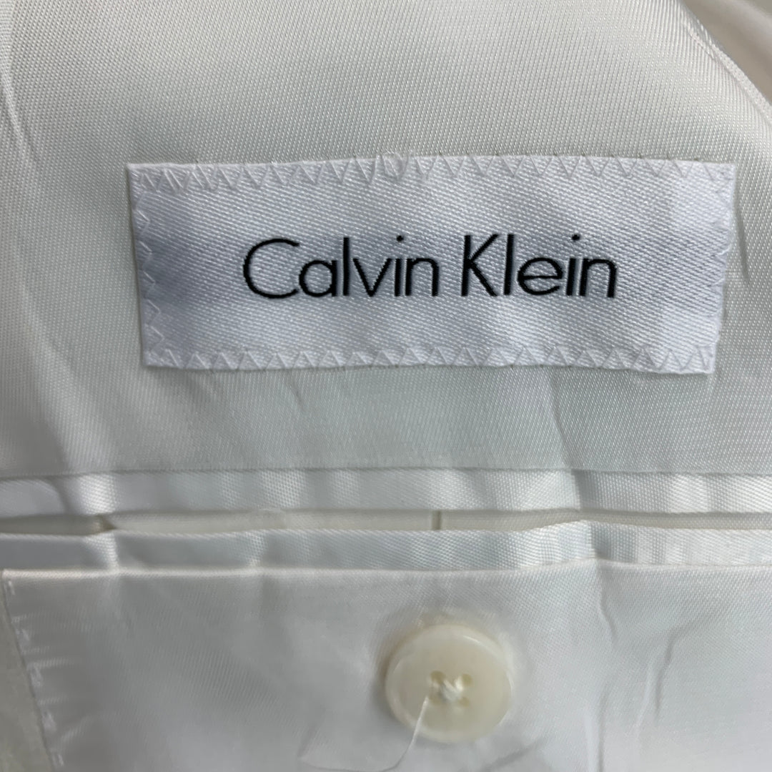 CALVIN KLEIN Size 44 Long Cream Linen Single breasted Suit