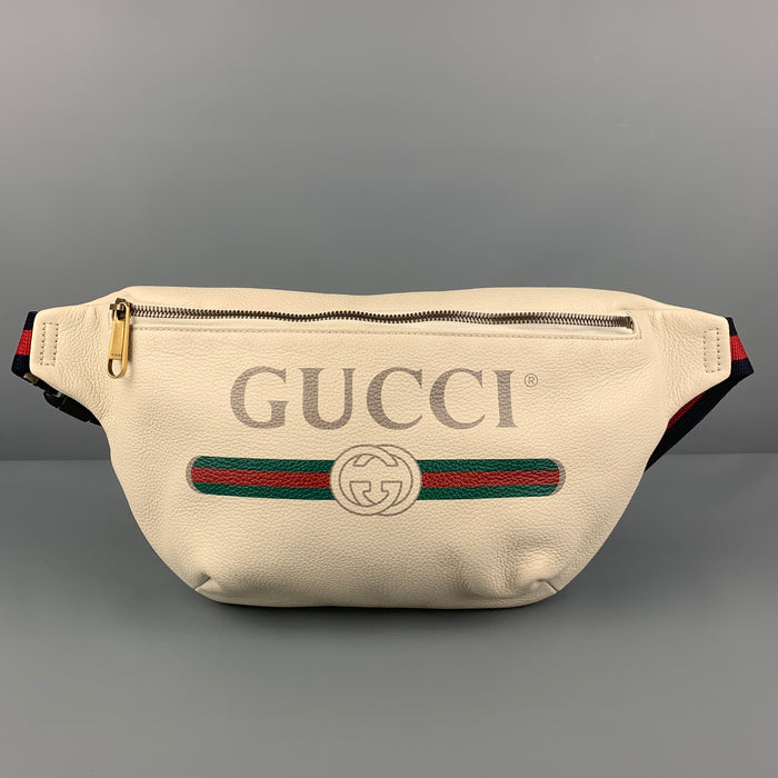 GUCCI Beige Logo Pebble Grain Leather Belt Bag