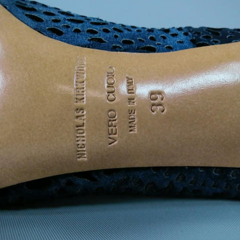 NICHOLAS KIRKWOOD Talla 9 Zapatos de plataforma con corte de seda azul marino