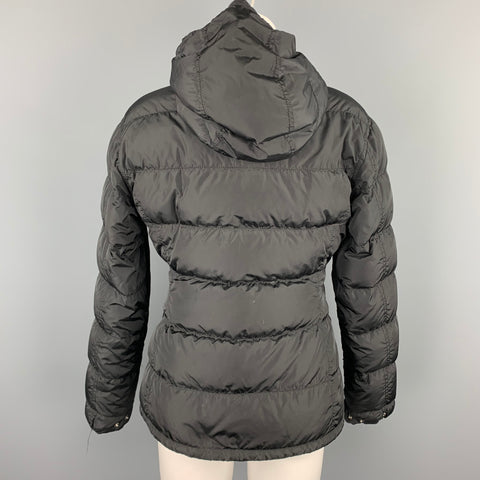 PRADA Taille 6 Veste à capuche en nylon matelassé noir