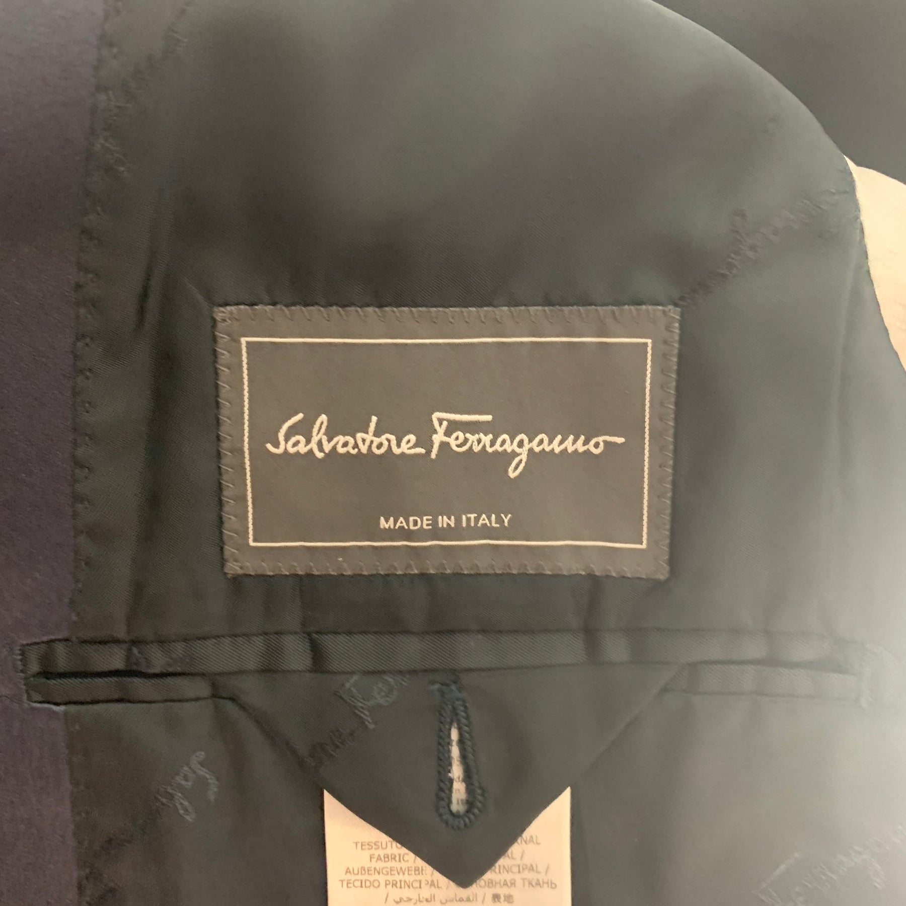Salvatore Ferragamo ウールジャケット 42 SALVATORE FERRAGAMO Size 42 Navy Wool Mohair Shawl Collar