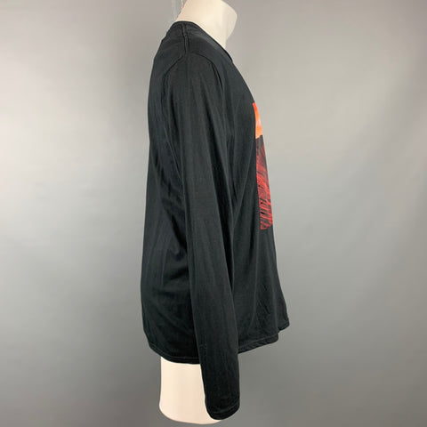 EVEREST ISLES Size L Black Applique Cotton Stitched Waved Photo T-shirt