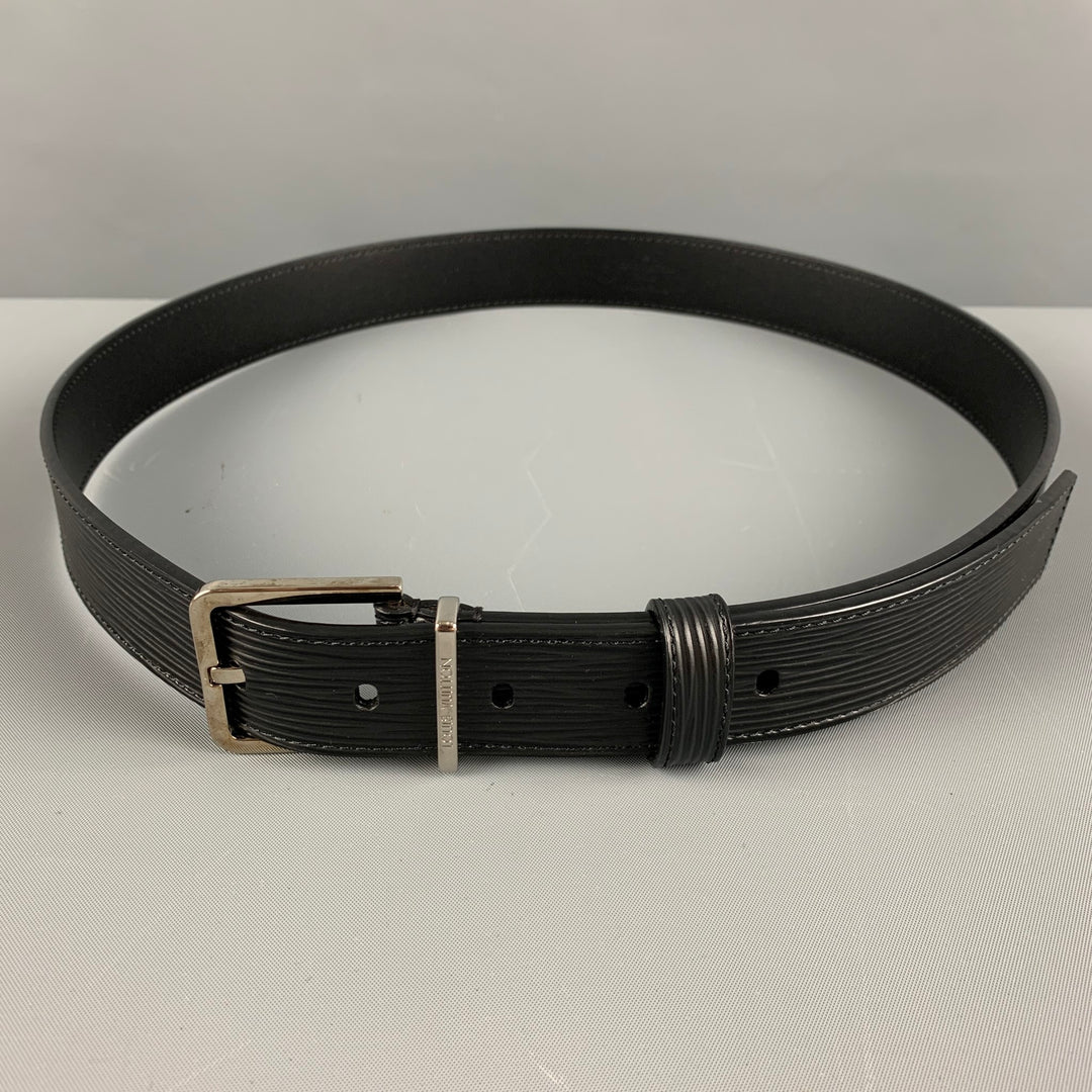 LOUIS VUITTON Waist Size 34 Black Textured Leather Belt