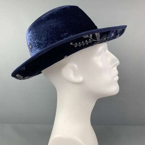 GIORGIO ARMANI Size M Blue Grey Embroidered Velvet Hat