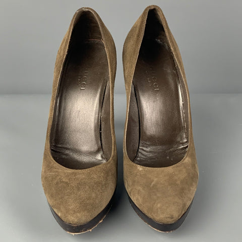 GUCCI Size 5.5 Olive Brown Suede Bamboo Heel Pumps
