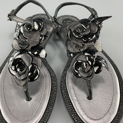 RENE CAOVILLA Size 4 Black Leather Rose T Strap Crystal Studded Sandals