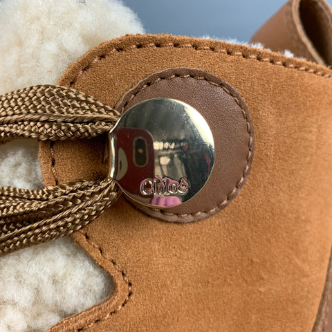CHLOE Talla 6.5 Botas de materiales mixtos de ante marrón beige