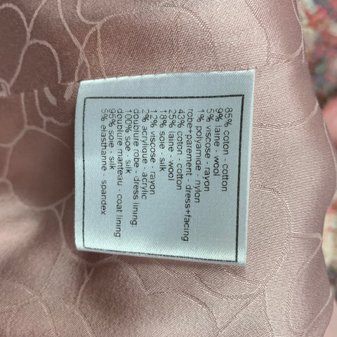 CHANEL B2483 04P Talla 4 Conjunto de 2 piezas de vestido bouclé rosa blanquecino