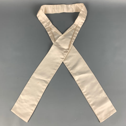 Tom Ford for YVES SAINT LAURENT Cream Silk Bow Tie