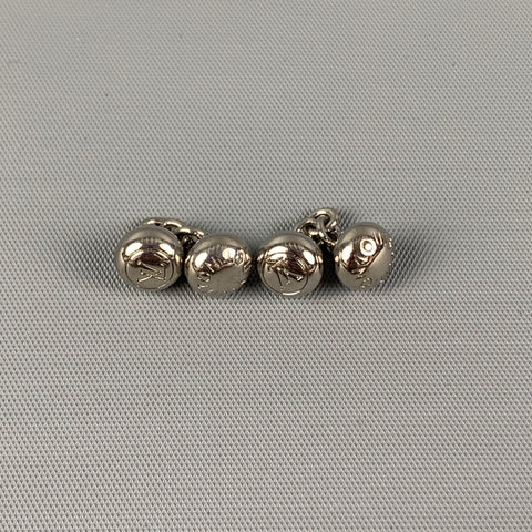 LOUIS VUITTON Boutons de manchette gravés en argent