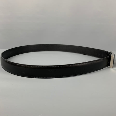 LOUIS VUITTON Size 40 Black Leather Belt