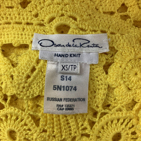 OSCAR DE LA RENTA Size XS Yellow Cotton Hand Knit Crochet Lace Sleeveless Cocktail Dress