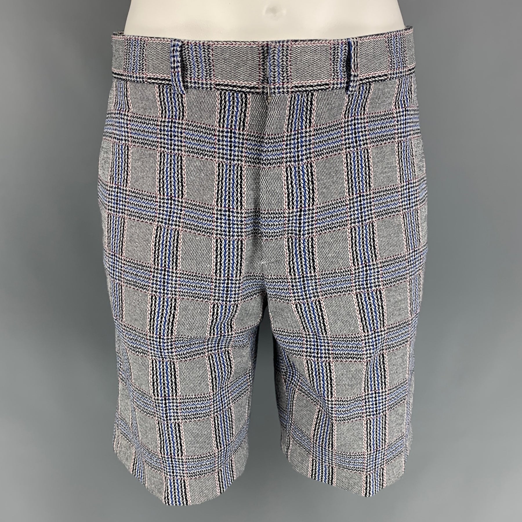 LOUIS VUITTON Size 32 Blue White Plaid Cotton / Polyester Zip Fly Shorts –  Sui Generis Designer Consignment