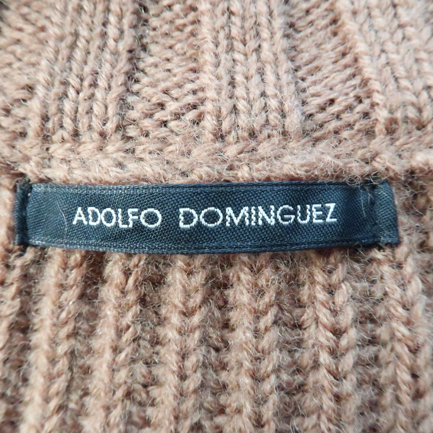 ADOLFO DOMINGUEZ Size L Tan Knitted Wool Hook & Eye Closure Cardigan