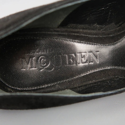ALEXANDER MCQUEEN Size 7.5 Black Suede Spike Platform Silver Mohawk SKull Pumps ALEXANDER MCQUEEN