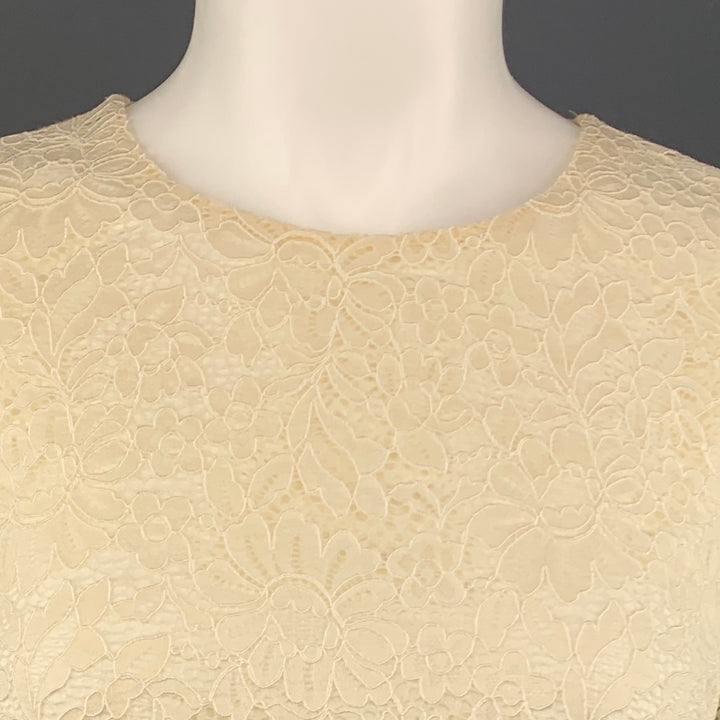 BARNEY'S NEW YORK Size 6 Cream Lace Short Sleeve  Blouse
