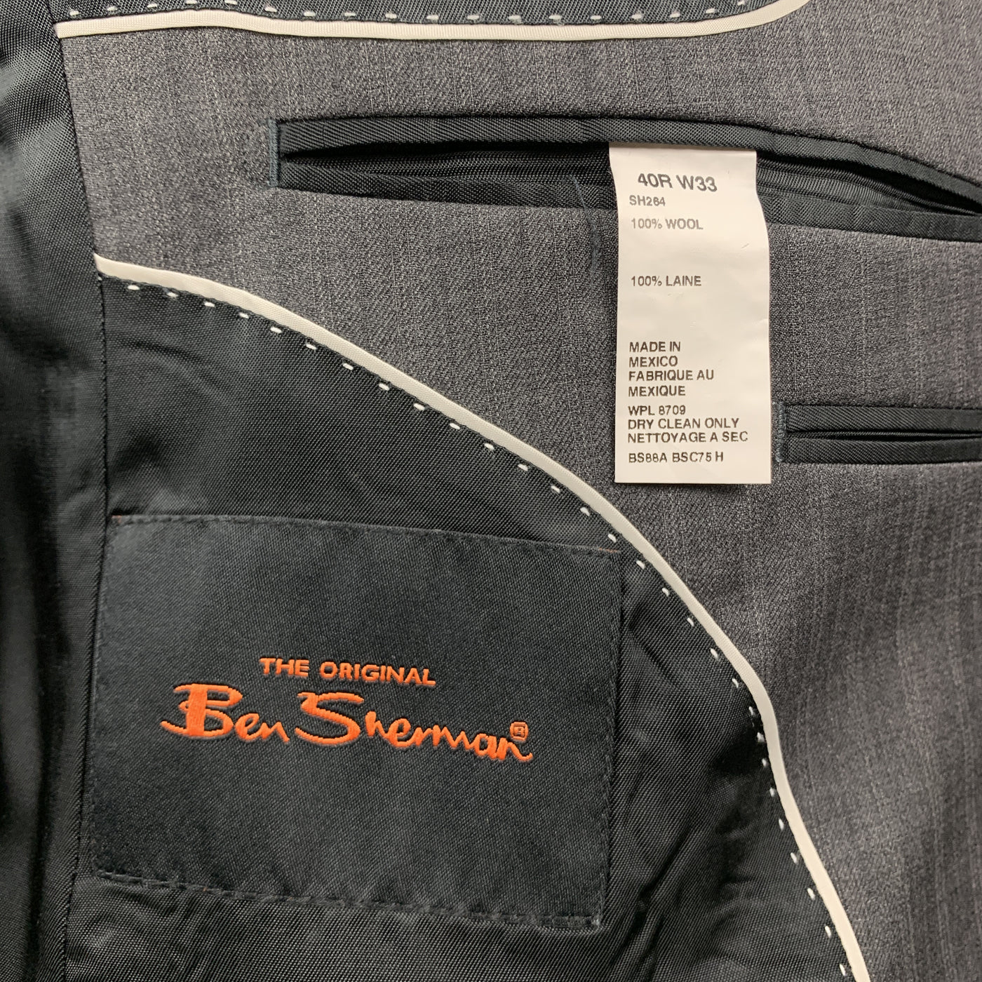 BEN SHERMAN 40 Gray Stripe Wool 33 x 30 Notch Lapel  Suit