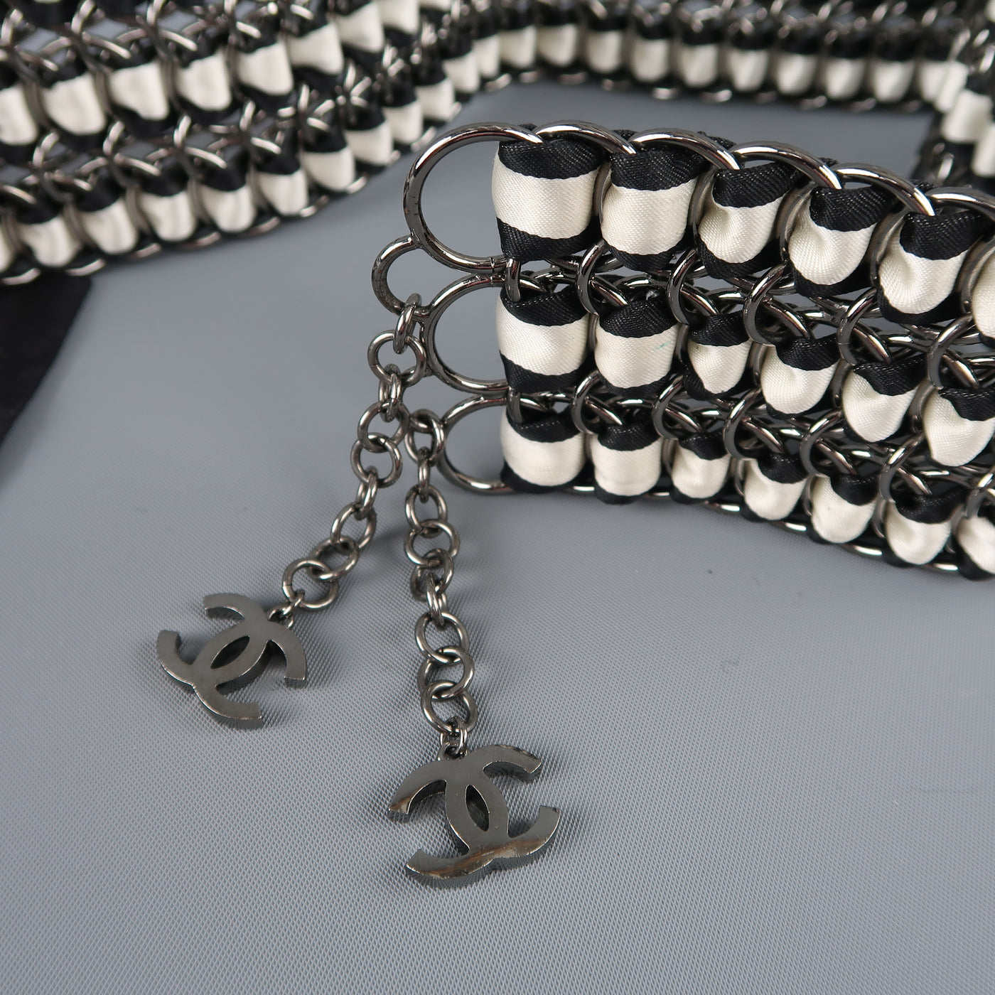 CHANEL Autumn 2006 Black & Cream Woven Silk Ribbon & Chain Bow Belt