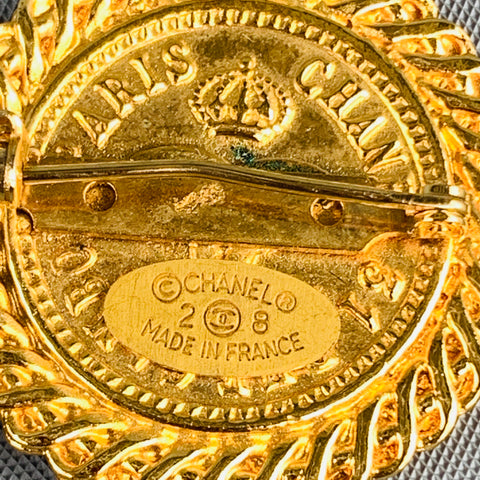 CHANEL Cinturón con broche Chatelaine triple con cadena de cuero y metal en tono dorado