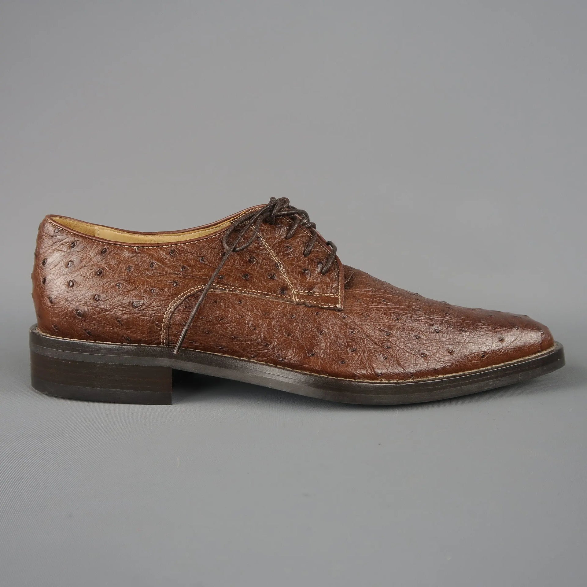 COLE HAAN Size 8 Light Brown Ostrich Textured Lace Up Dress Shoes – Sui Generis Designer Consignment