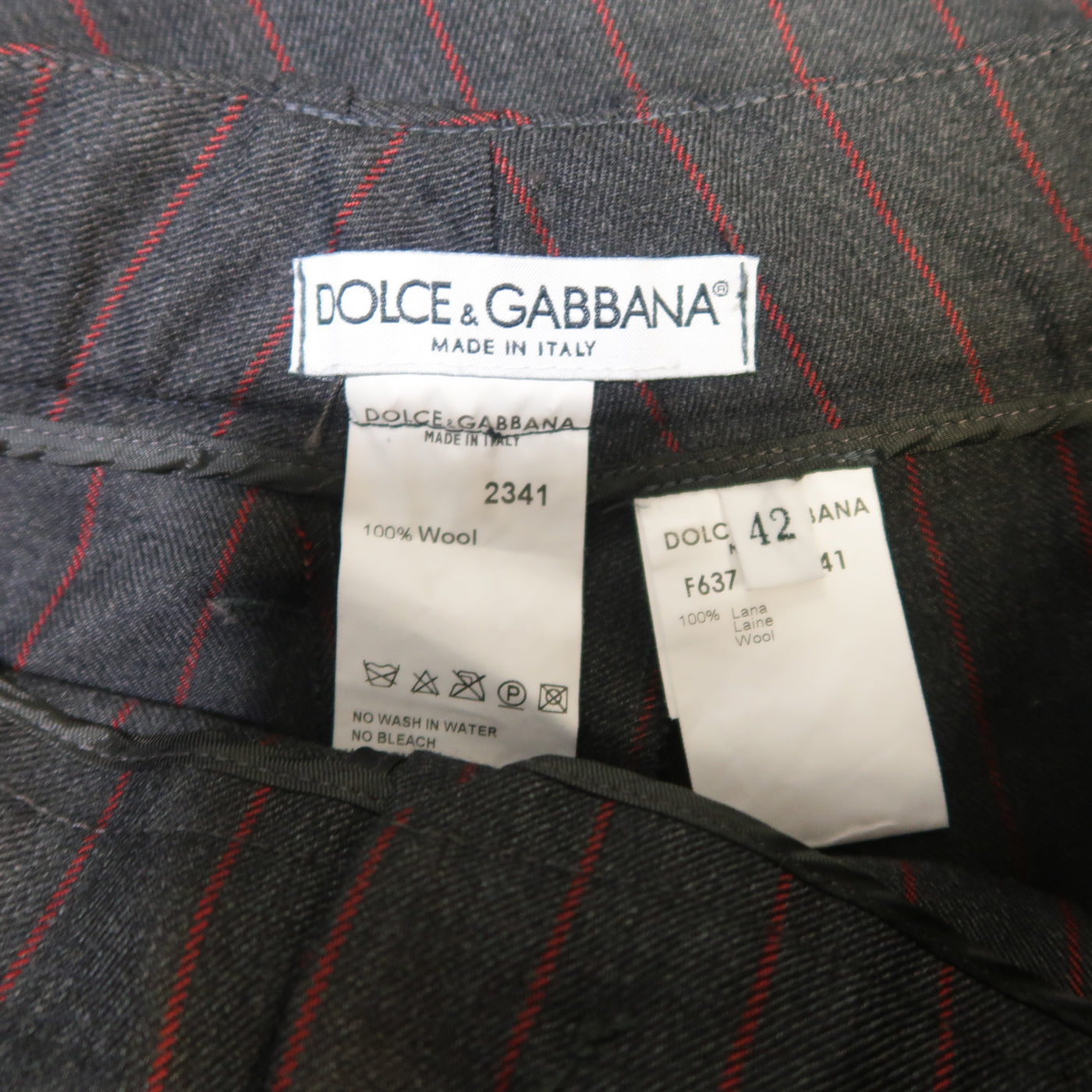 DOLCE & GABBANA Size 6 Charcoal & Red Chalkstripe Wool Cuffed Dress Pants