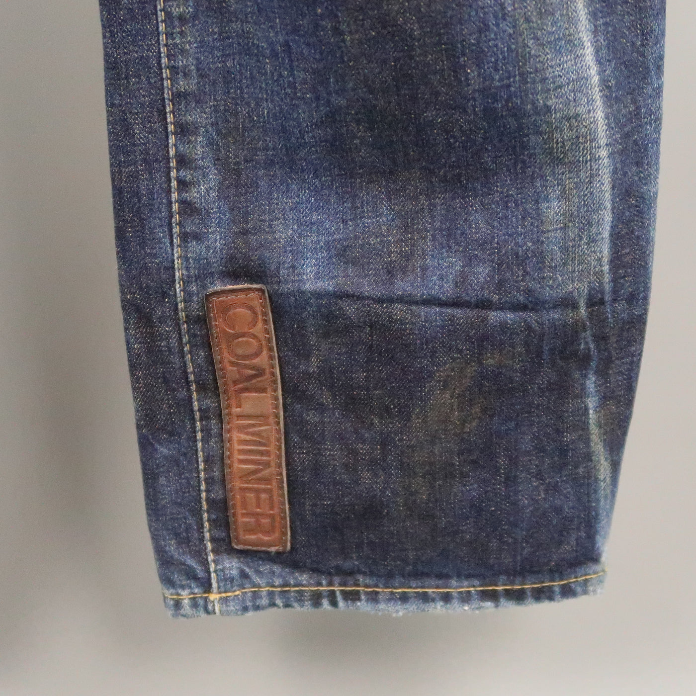 DSQUARED2 Size 34 Indigo Distressed Denim Zip Fly Jeans