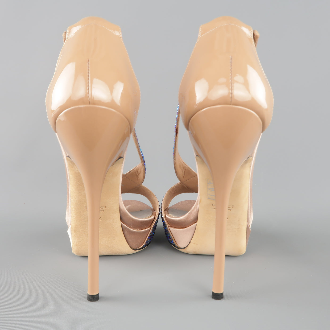 GUCCI Size 8.5 Tan Silk & Patent Leather Blue Rhinestone Sofia Etoile Sandals