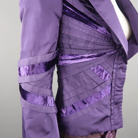 GUCCI by TOM FORD 4 Purple Silk Velvet Panel 2004 Final Collection Skirt Suit GUCCI