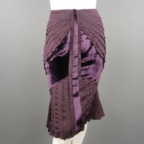 GUCCI by TOM FORD 4 Purple Silk Velvet Panel 2004 Final Collection Skirt Suit GUCCI