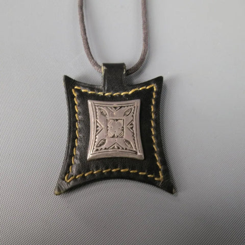 HERMES Brown Leather Engraved Silver Metal 2003 Necklace HERMES