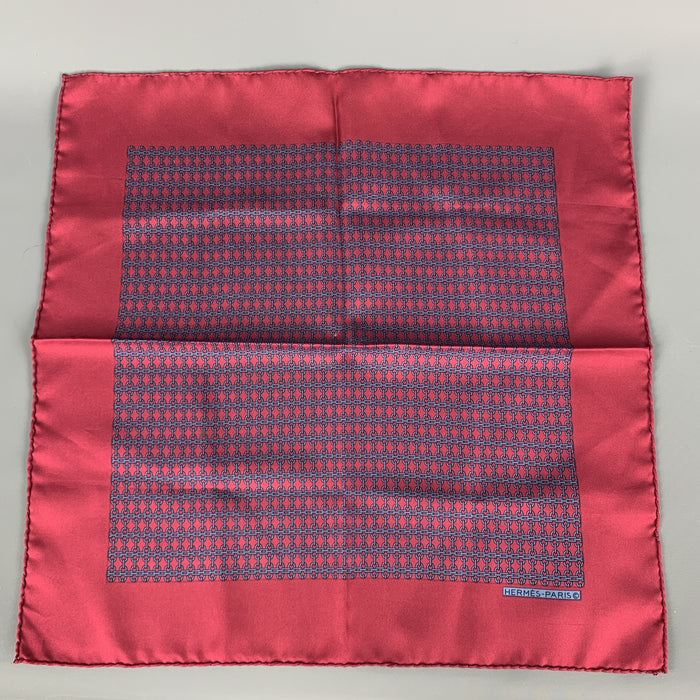 HERMES Chainlink Burgundy Silk Pocket Square