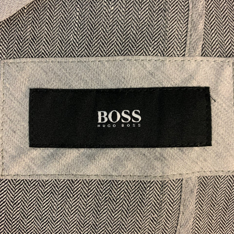 HUGO BOSS 38 Regular Grey Herringbone Wool / Linen Notch Lapel  Sport Coat