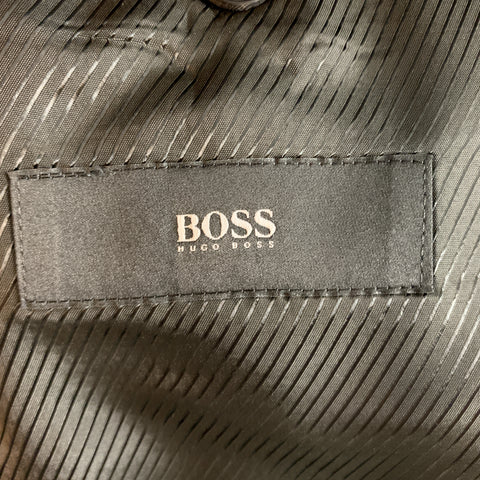 HUGO BOSS 44 Regular Navy Stripe Wool / Elastane 36 x 32 Notch Lapel  Suit